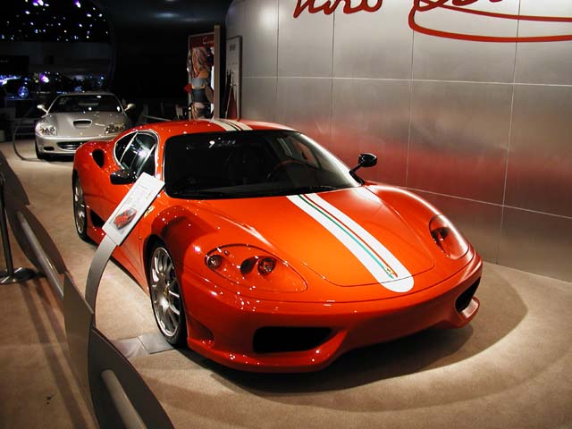 NYAutoShow-Ferrari-122